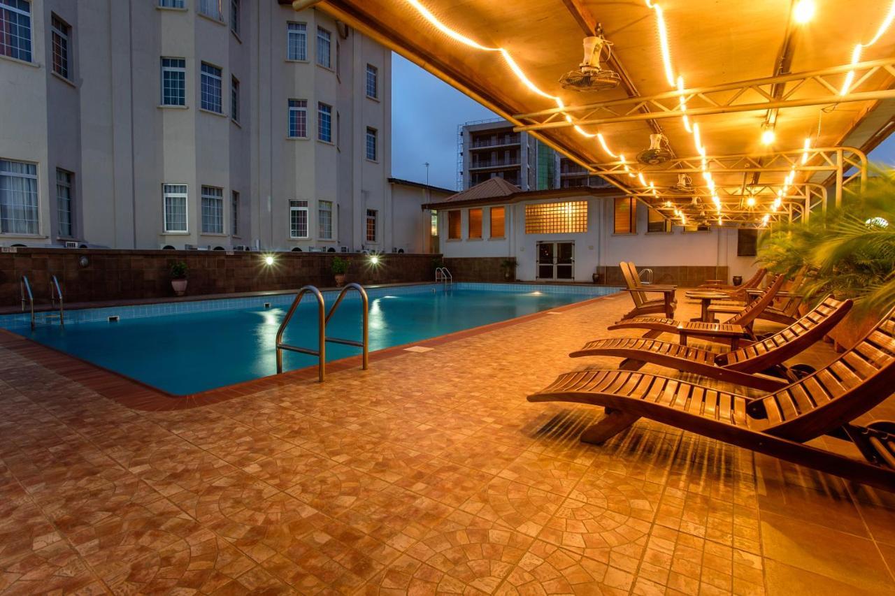 The Congress Hotel Accra Exteriör bild